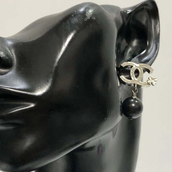 CHANEL CC Logos Clover Black Ball Dangle Earrings Silver Tone B13K Auth w/Box - Picture 1 of 8